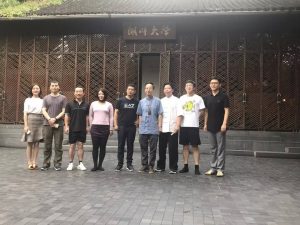 湖畔合影