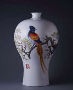 雍荷堂珐琅彩瓷器艺术品